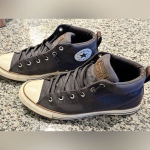 Converse Street Mid. Size 10.5.